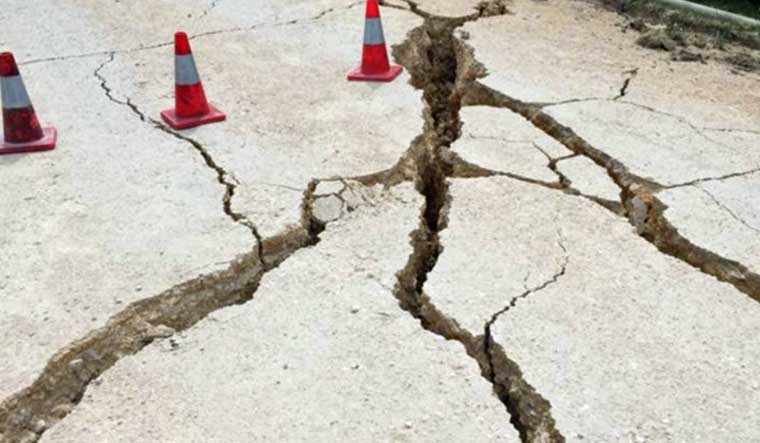 6.3 magnitude quake with epicentre in Pakistan shakes Delhi, north India