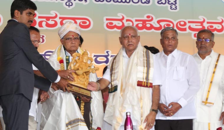 Kannada writer S.L. Bhyrappa inaugurates Dasara festivities in Mysuru