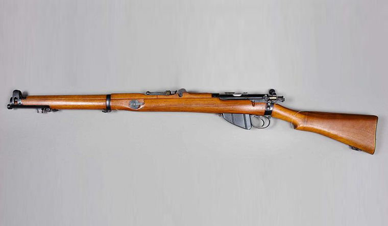 Lee-enfield-303-rifle-WikiCommons-Armemuseum