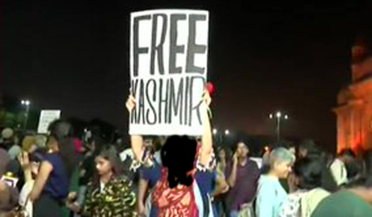 free-kashmir-poster