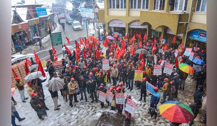 Shimla-HImachal-trade-union-strike-bharat-bandh-PTI