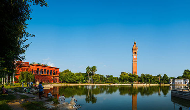 Hussainabad Clock Tower | Asit Jain / Wikimedia Commons