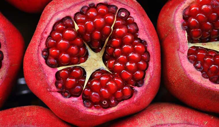 pomegranate-pixabay