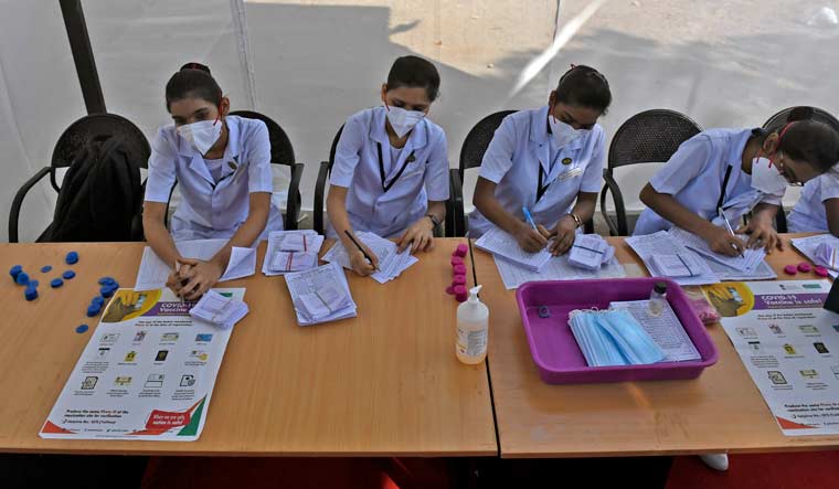amey-mumbai-vaccination-drive-registrations-waiting-healthcare-workers