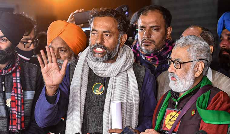 yogendra-yadav-farmers-protest2-pti