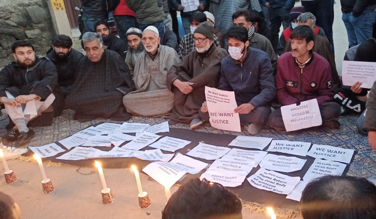 hyderpora protest