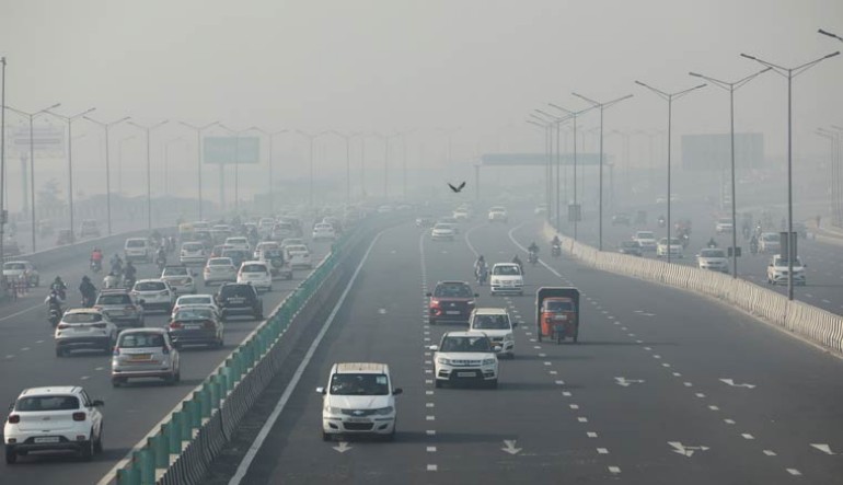 delhi-air-pollution-highway-reuters