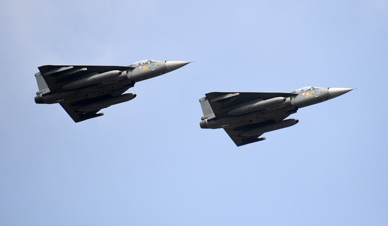 HAL-Tejas-LCA-aero-india-Bhanu