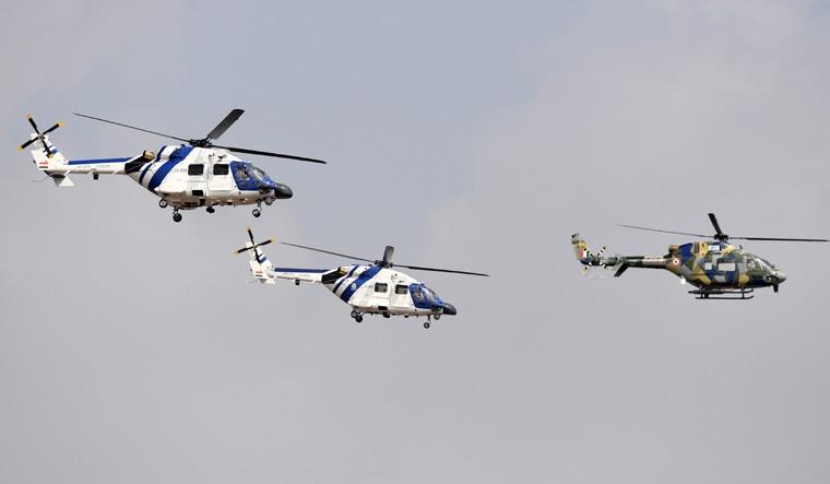 alh-dhruv-LUH-helicopters-iaf-aeroindia-bhanu