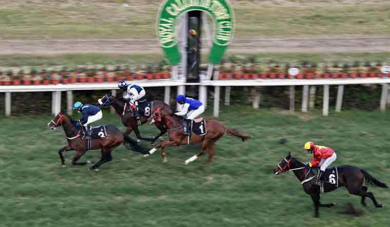 horse-racing-Royal-Calcutta-Turf-Club-10-salil