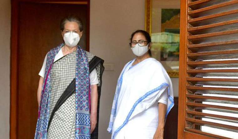Congress president Sonia Gandhi and West Bengal Chief Minister Mamata Banerjee | Twitter / AITCOfficial