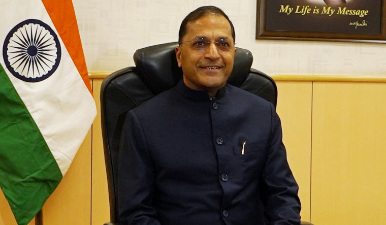 SC questions appointment process of EC Arun Goel, Centre asks court to ...