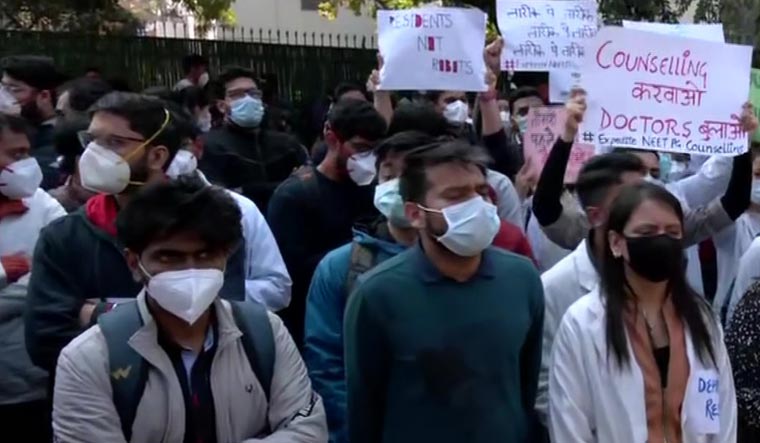 neet protest doctors