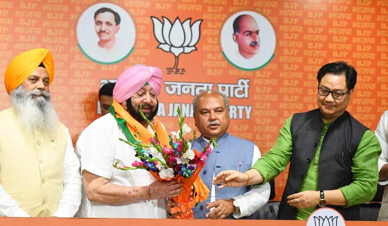 Amarinder Singh is welcomed to  BJP by Union Law Minister Kiren Rijiju | Sanjay Ahlawat