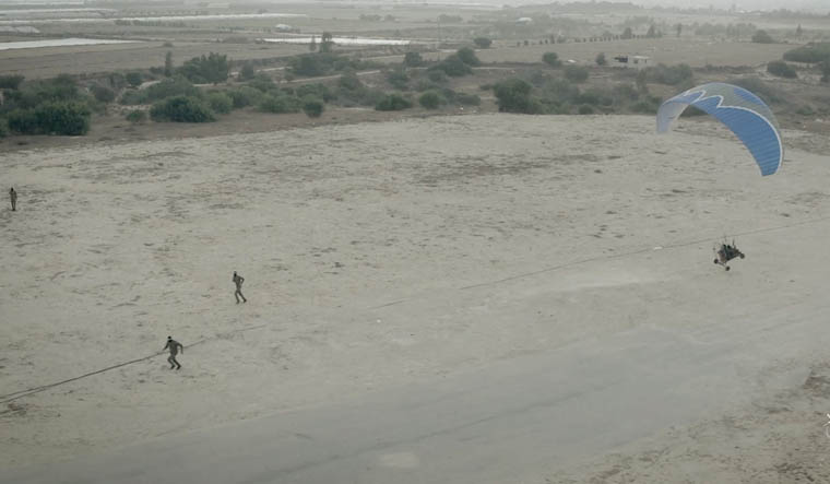 Hamas militants paragliders