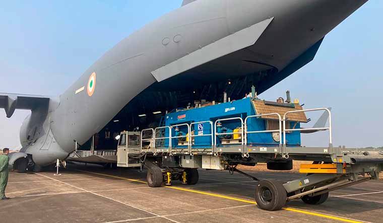 IAF tunnel rescue