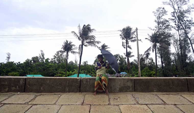 BANGLADESH-MYANMAR-WEATHER-CYCLONE-MOCHA