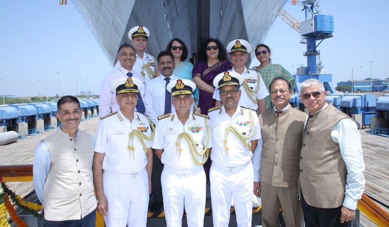 Vice Admiral R.B. Pandit, Vice Admiral Kiran Deshmukh and Commodore P.R. Hari IN (Retd) and other officials during the laucnh of INS Anjadip and INS Sanshodhak