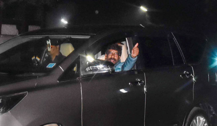 Jharkhand Chief Minister Hemant Soren gestures as he leaves from his residence for Raj Bhavan | PTI