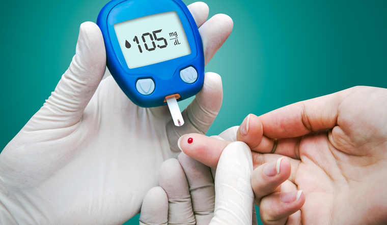 diabetic-diabetes-blood-test-sugar-needle-device-lab