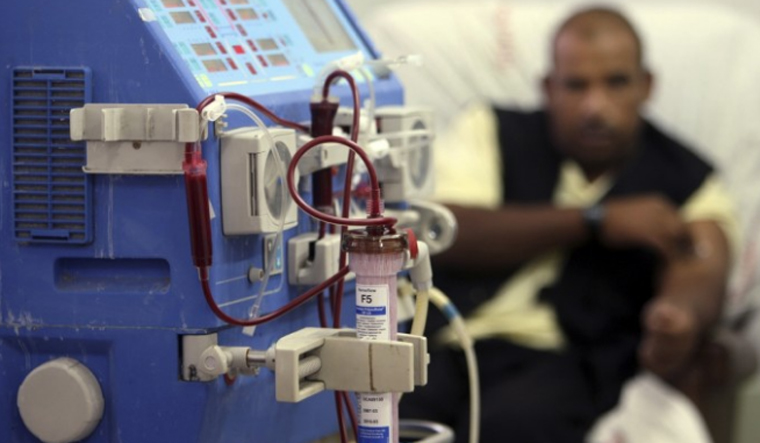 dialysis-man-awaits-kidney-dialysis-reuters