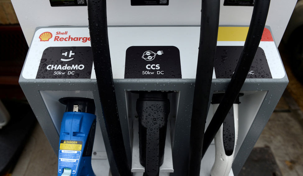 AUTOS-ELECTRICITY/CHARGING