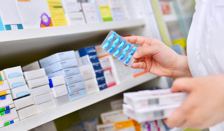 pharma-capsules-medicines-drugs-hospital-drug-tablet-pharmacy--shut
