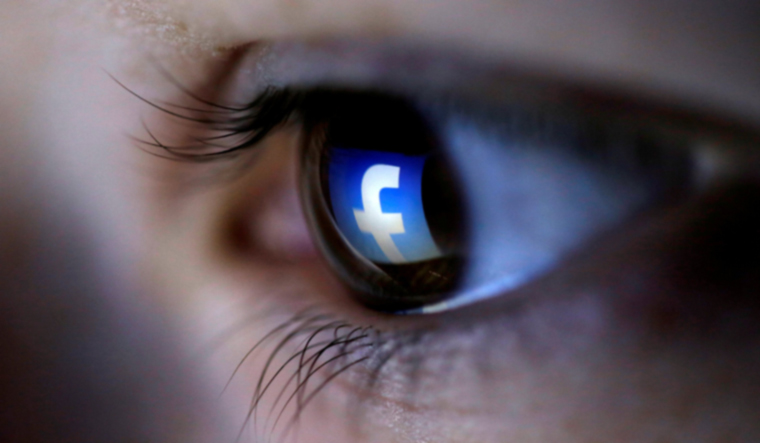 facebook-logo-eye-reu