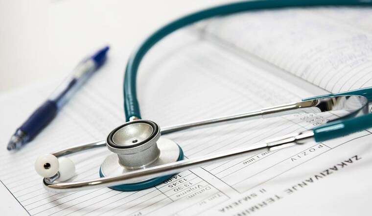 medical-doctors-health-steth