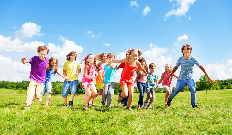 children-play-open-space-mental-health-well-being-team-greenery-green-space-shut