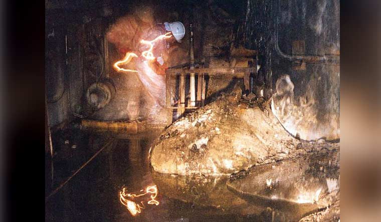 elephants-foot-chernobyl-us-dept-energy-artur-Korneyev