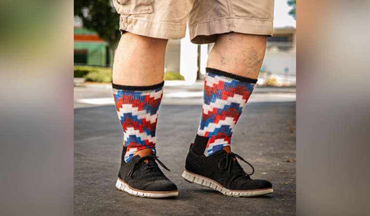 Viasox: Treat Your Feet With the World's First Fancy Diabetic Socks ...