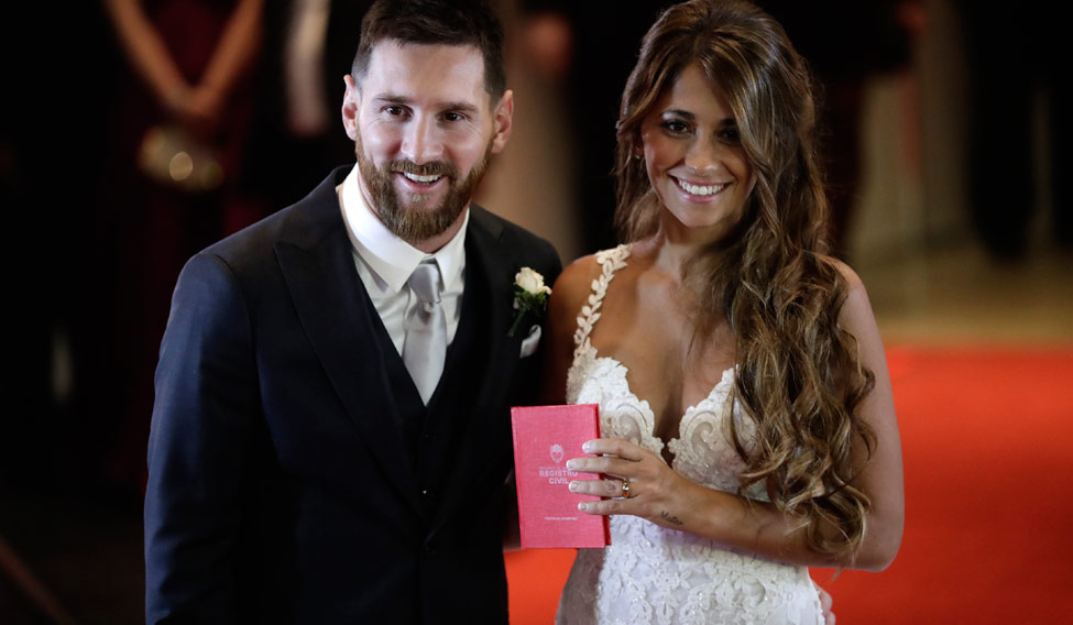 Messi marries long-time girlfriend Rocuzzo in lavish ceremony