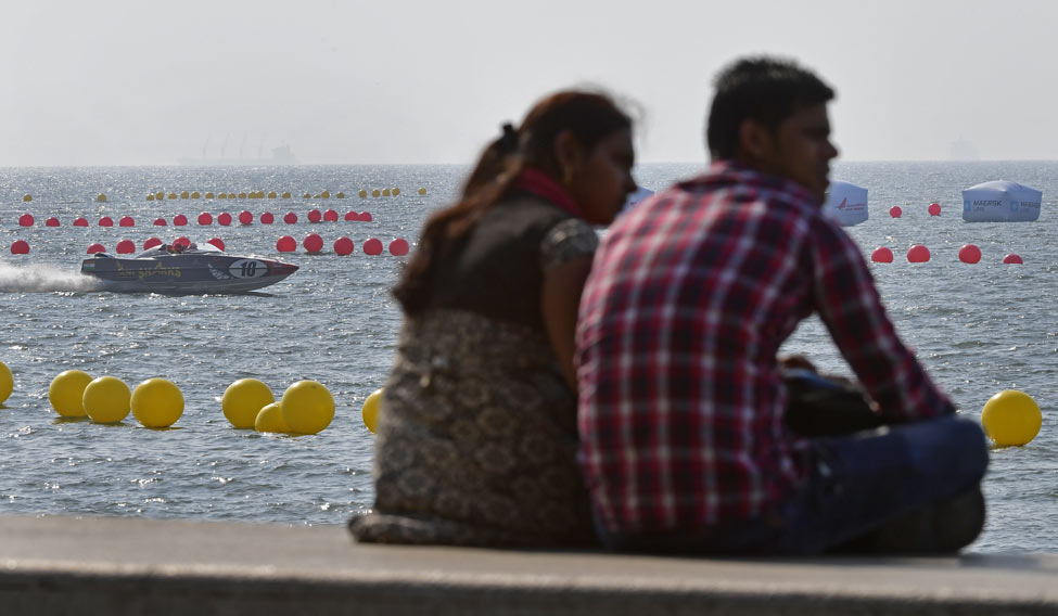 7-Powerboat-race-feature