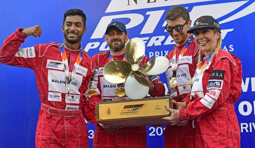 9-Powerboat-race-feature