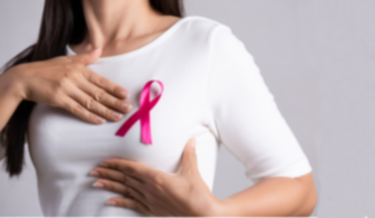 breast-cancer-woman-breast-cancer-shut