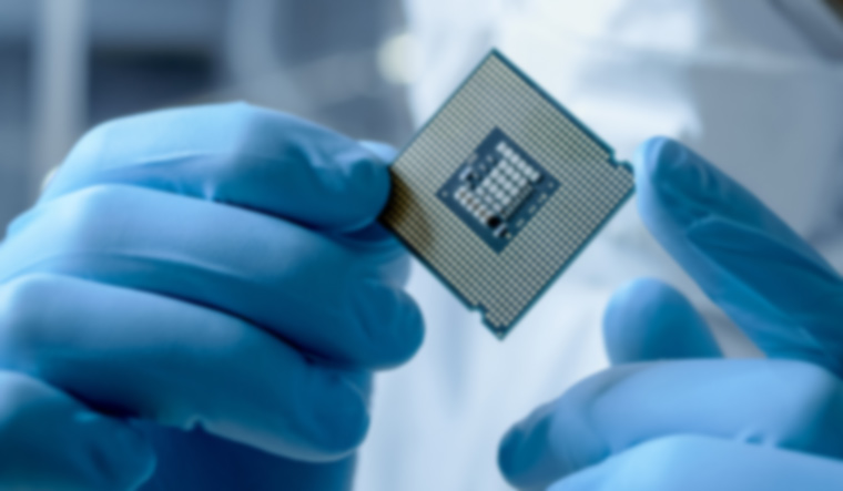 semiconductor-chip-Microchip--chip--shut