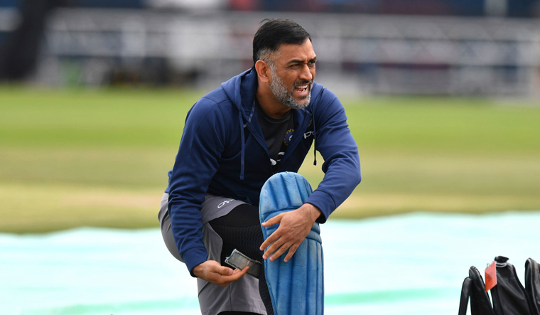 Dhoni's cover, Kohli's workload key issues in ODI selection 