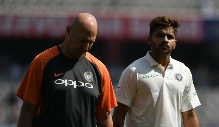 Shardul Thakur hobbles out after sustaining groin strain