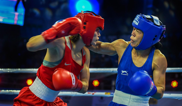 Women's World Boxing Championship: Mary Kom in quarters, Sarita bows out 