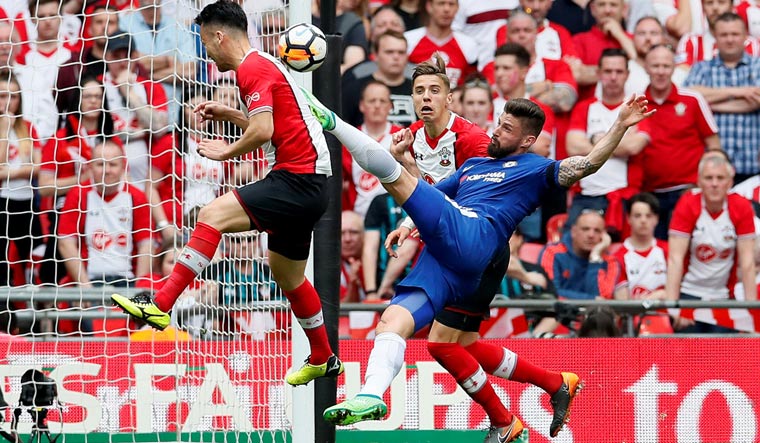 Chelsea defeated Southampton 2-1 to enter the FA Cup final