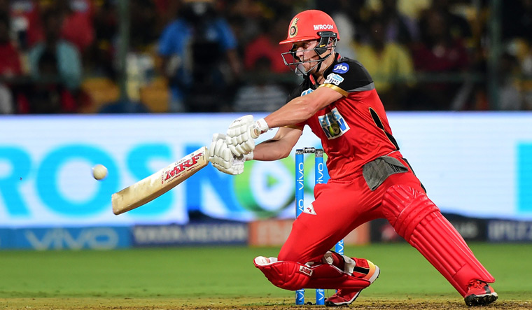 IPL 2018: De Villiers, Ali keep RCB's play-off hopes alive