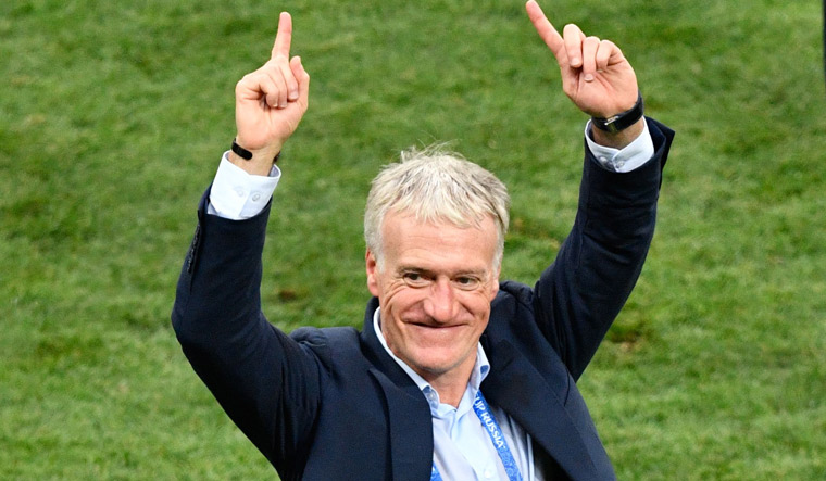 Deschamps to stay as France coach until 2020