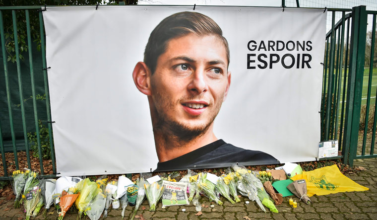 Search for plane carrying Cardiff City player Emiliano Sala called off 