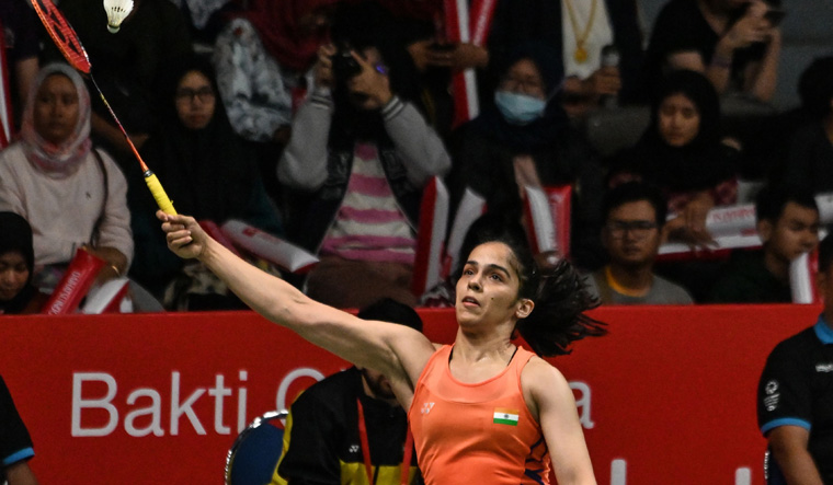 Saina Nehwal claims Indonesia Masters after injured Marin limps out of final