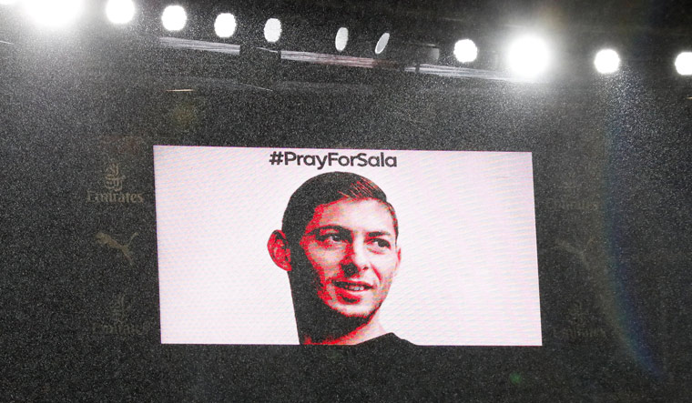 Emiliano Sala remembered as Cardiff City make painful return to action