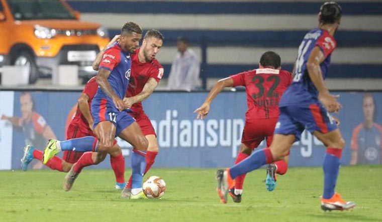 Action from the ISL match between Bengaluru FC and NorthEast United FC at the Sree Kanteerava Stadium in Bengaluru | isl.com