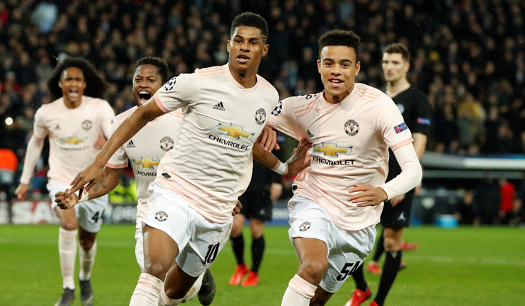 Manchester United outplay PSG to reach Champions League quarterfinals