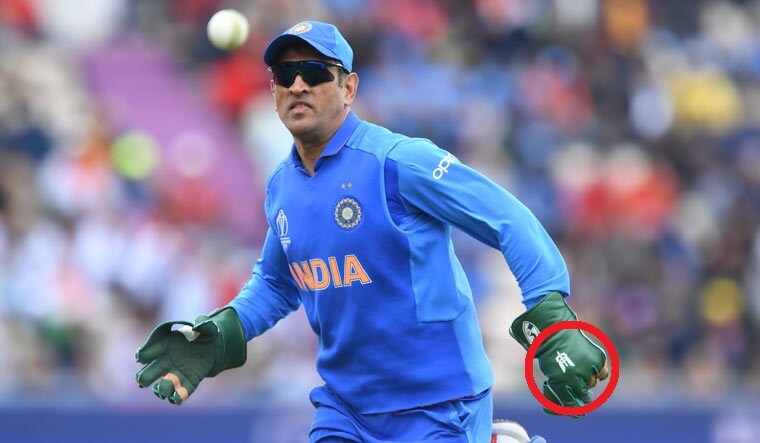 Mahendra Singh Dhoni sporting the 'balidaan badge' (encircled) on his gloves during the 2019 World Cup group stage match against South Africa at the Rose Bowl in Southampton | AFP