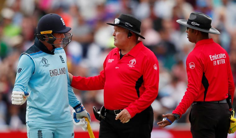 England-Australia semifinal: England's Jason Roy fined for showing dissent